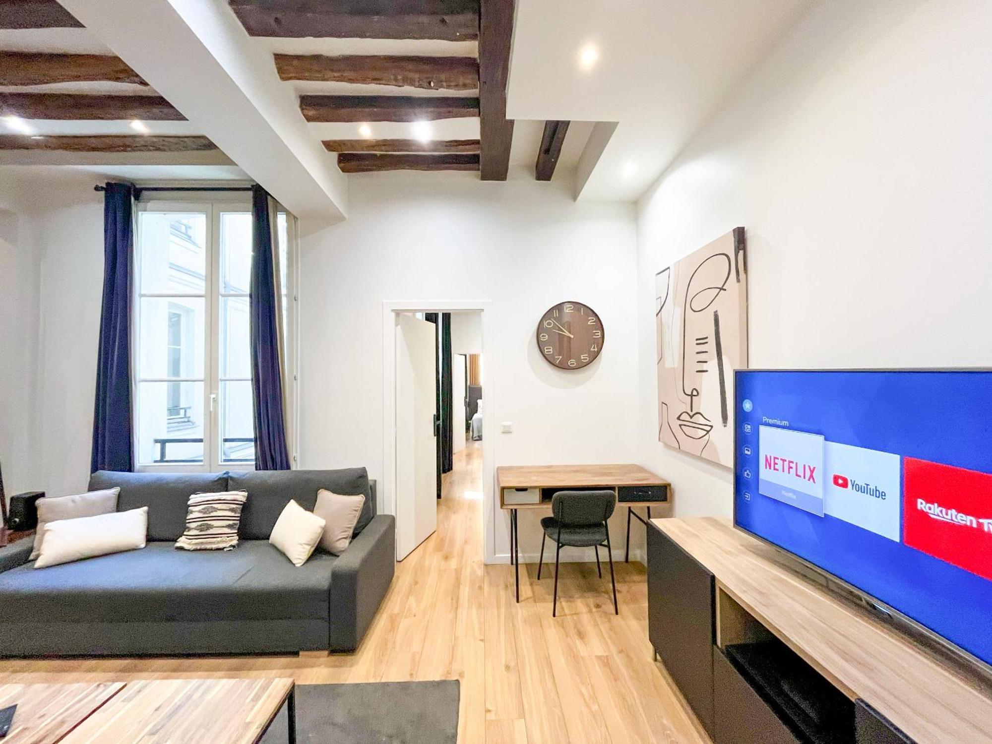 Apartment Urban Flat 67 - Spacious Parisian Flat In